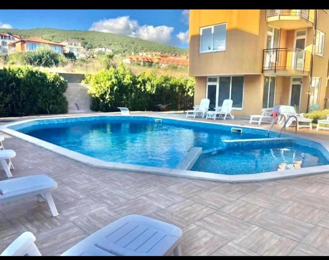 Apartment Blue Komfort Slăntjev Brjag Exteriör bild